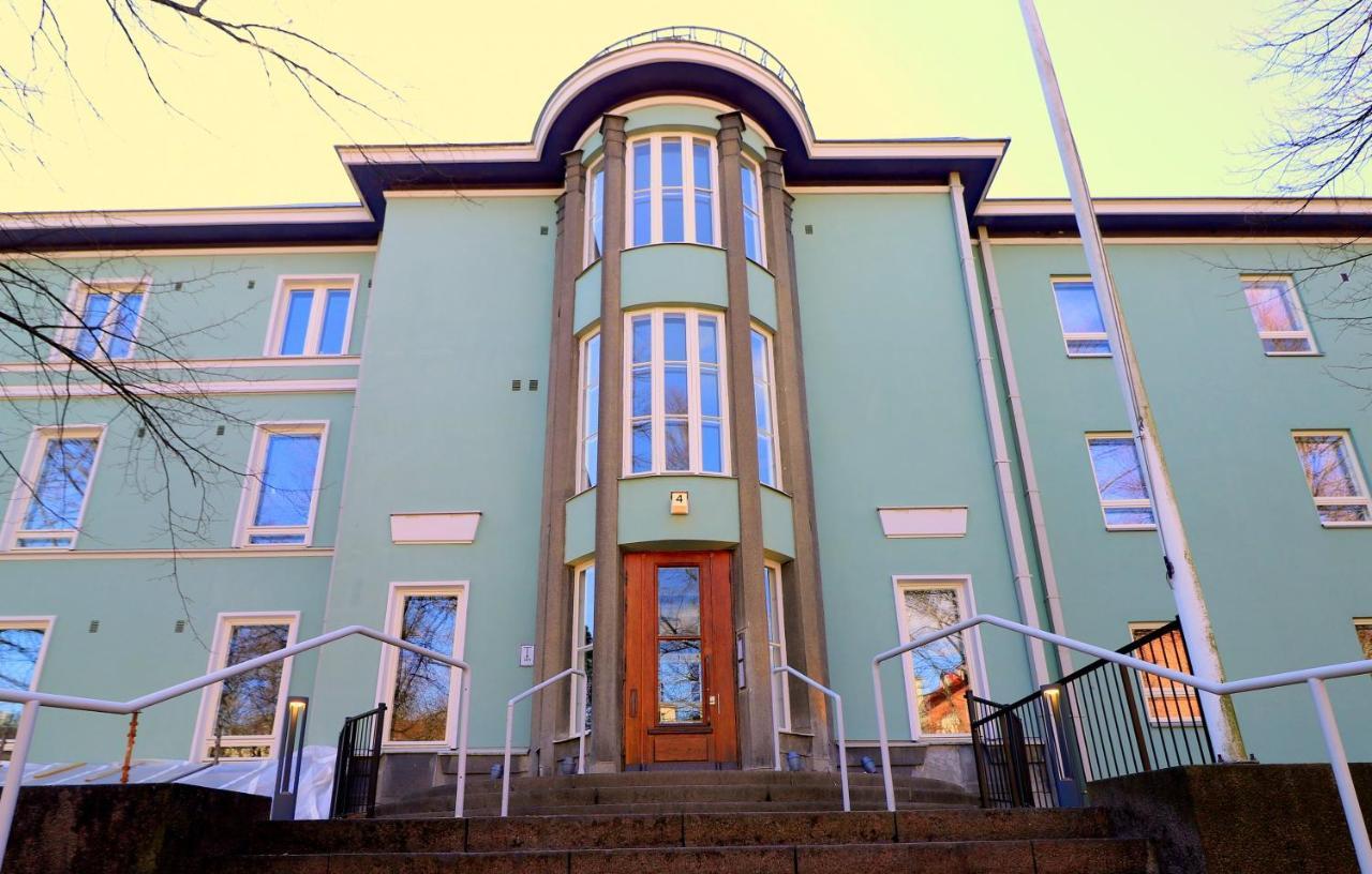 Forenom Serviced Apartments Helsinki Toeoeloe Экстерьер фото